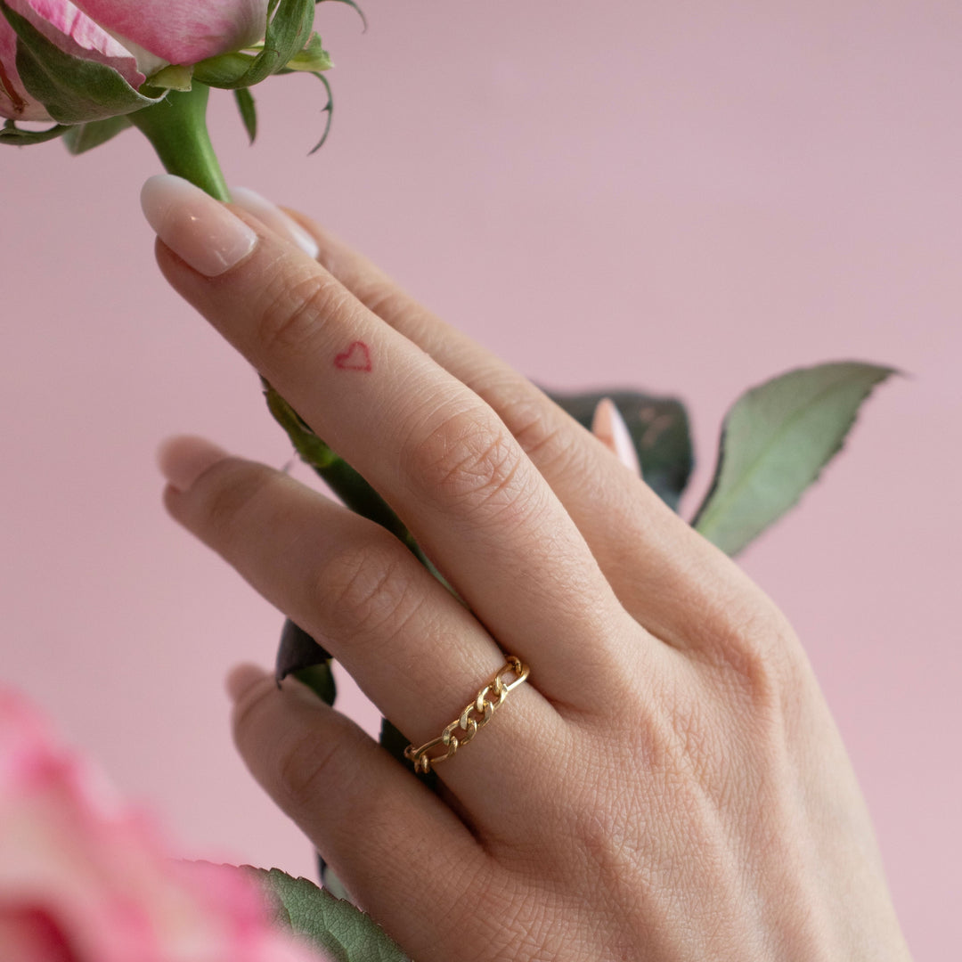 Large Figaro Chain Ring