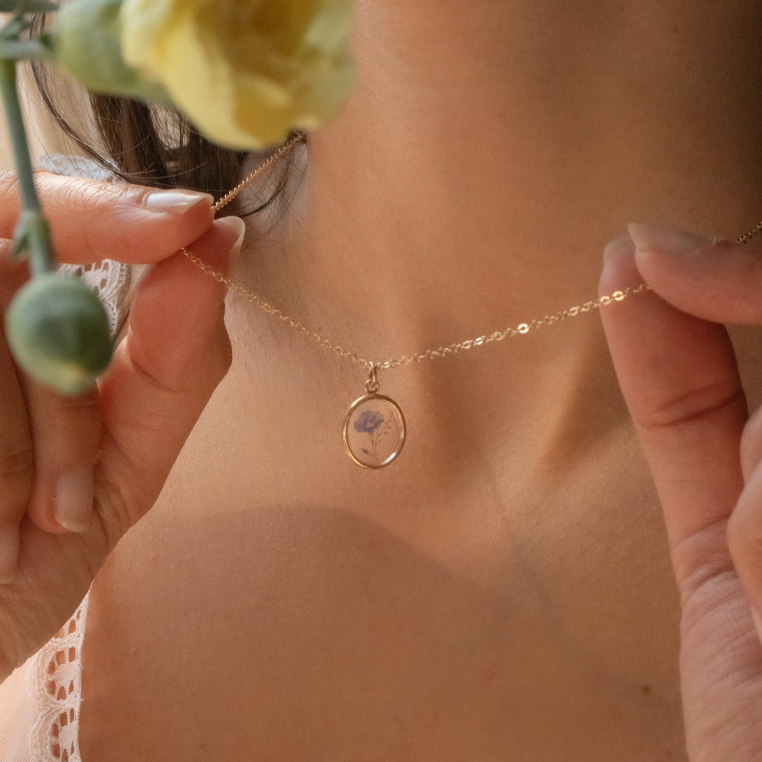 Collier de fleurs de naissance Bloom