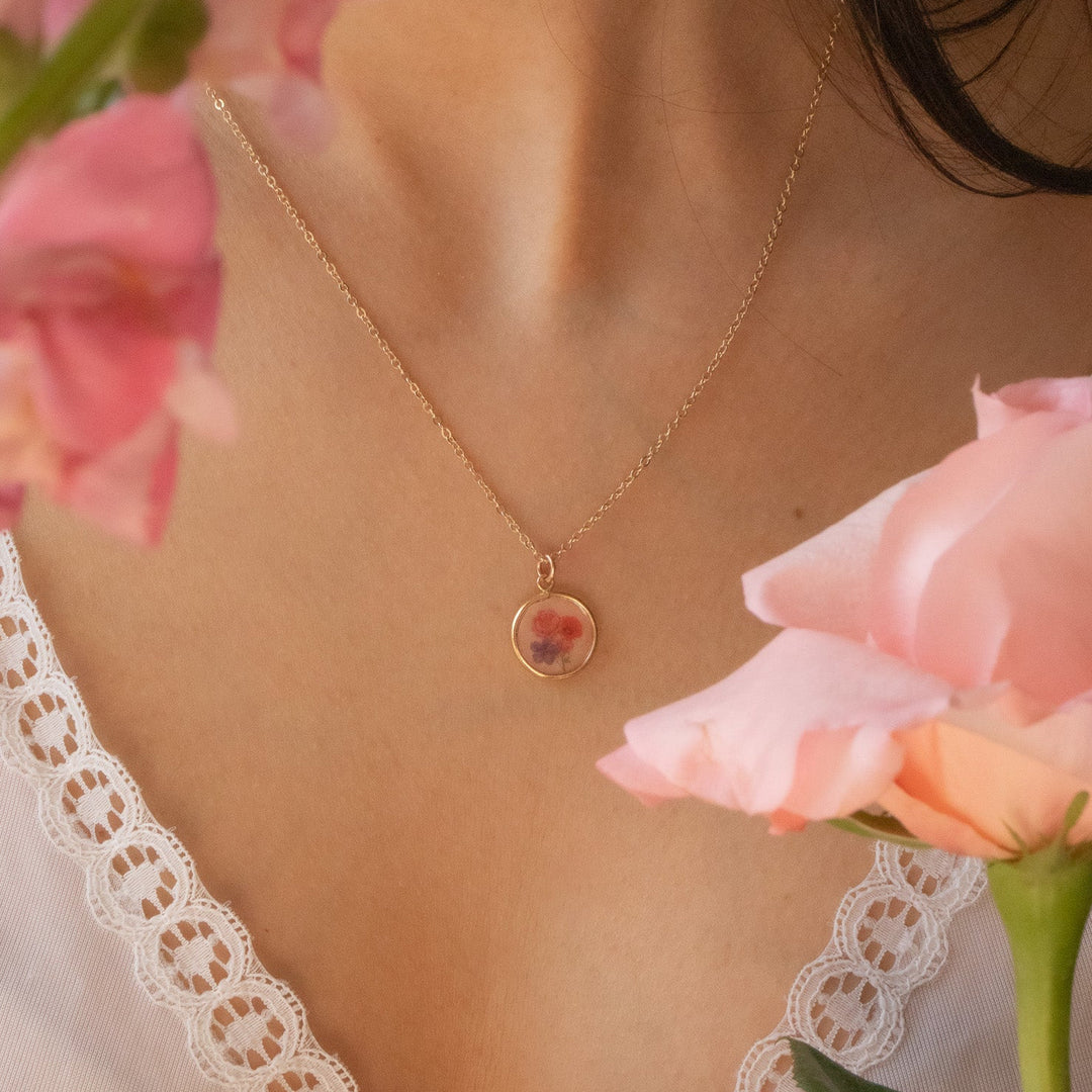 Family Birth Flower Bouquet Necklace
