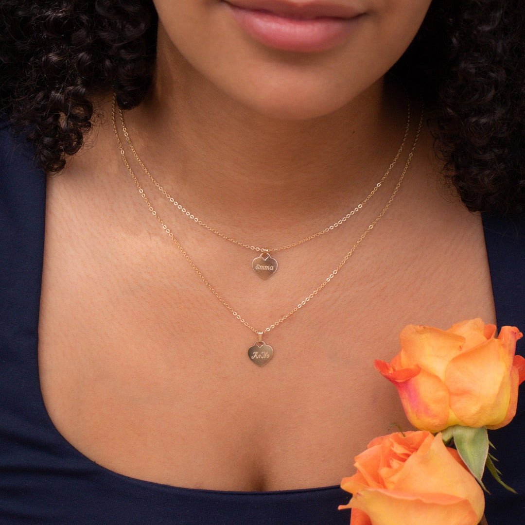 Collier disque coeur gravé en or