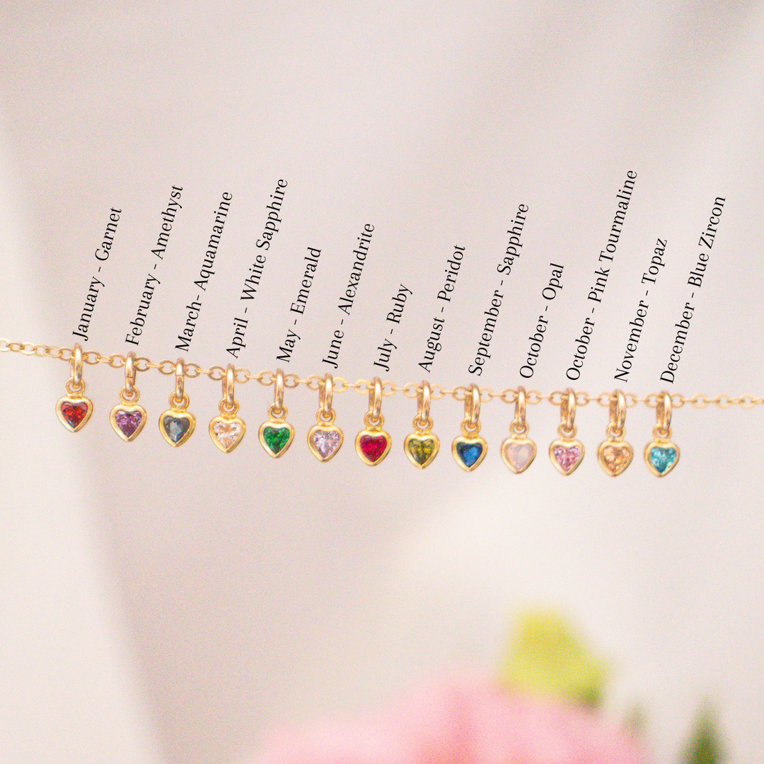 Bague en or avec pierre de naissance