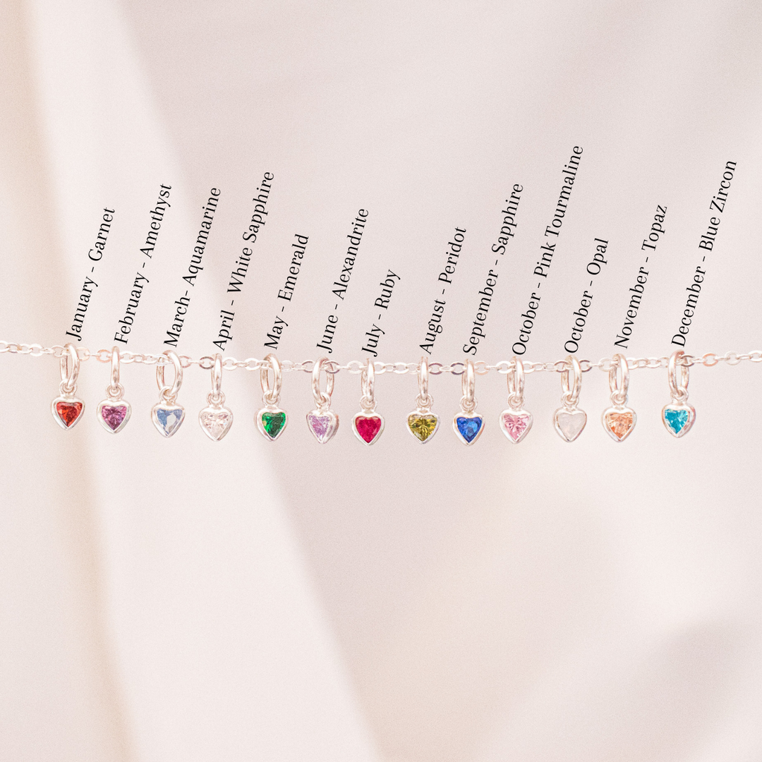 Bague en or avec pierre de naissance