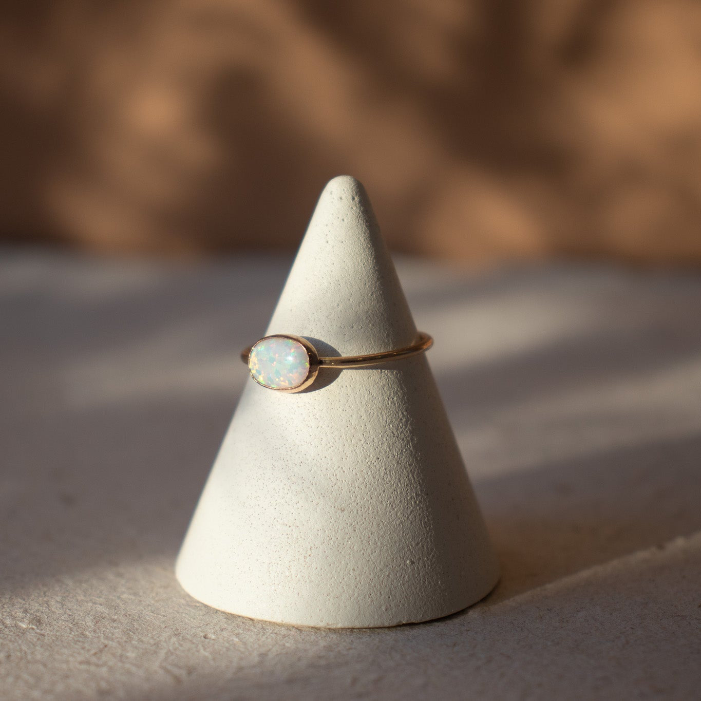 Bague ovale en opale