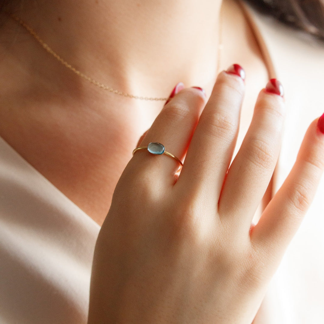 Bague en topaze bleue