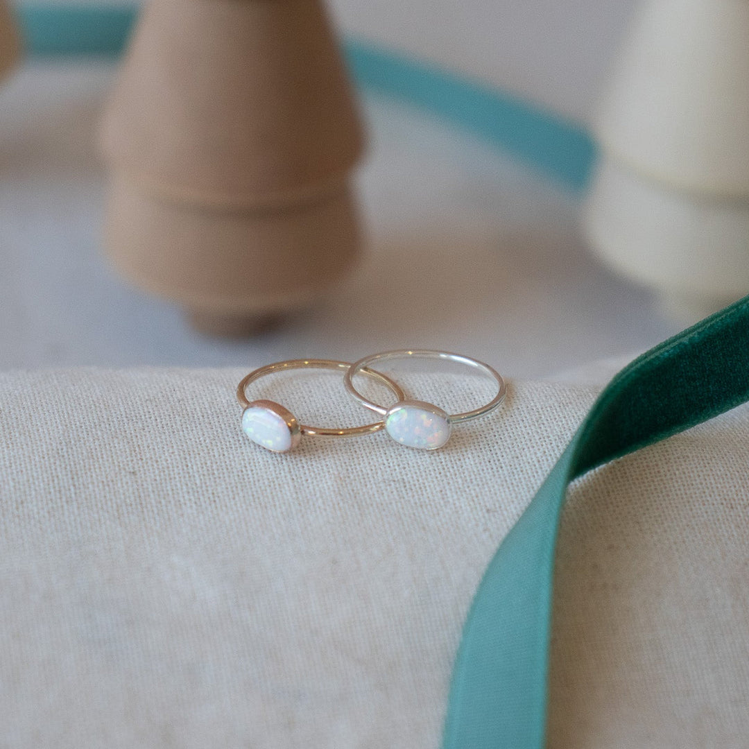 Bague ovale en opale