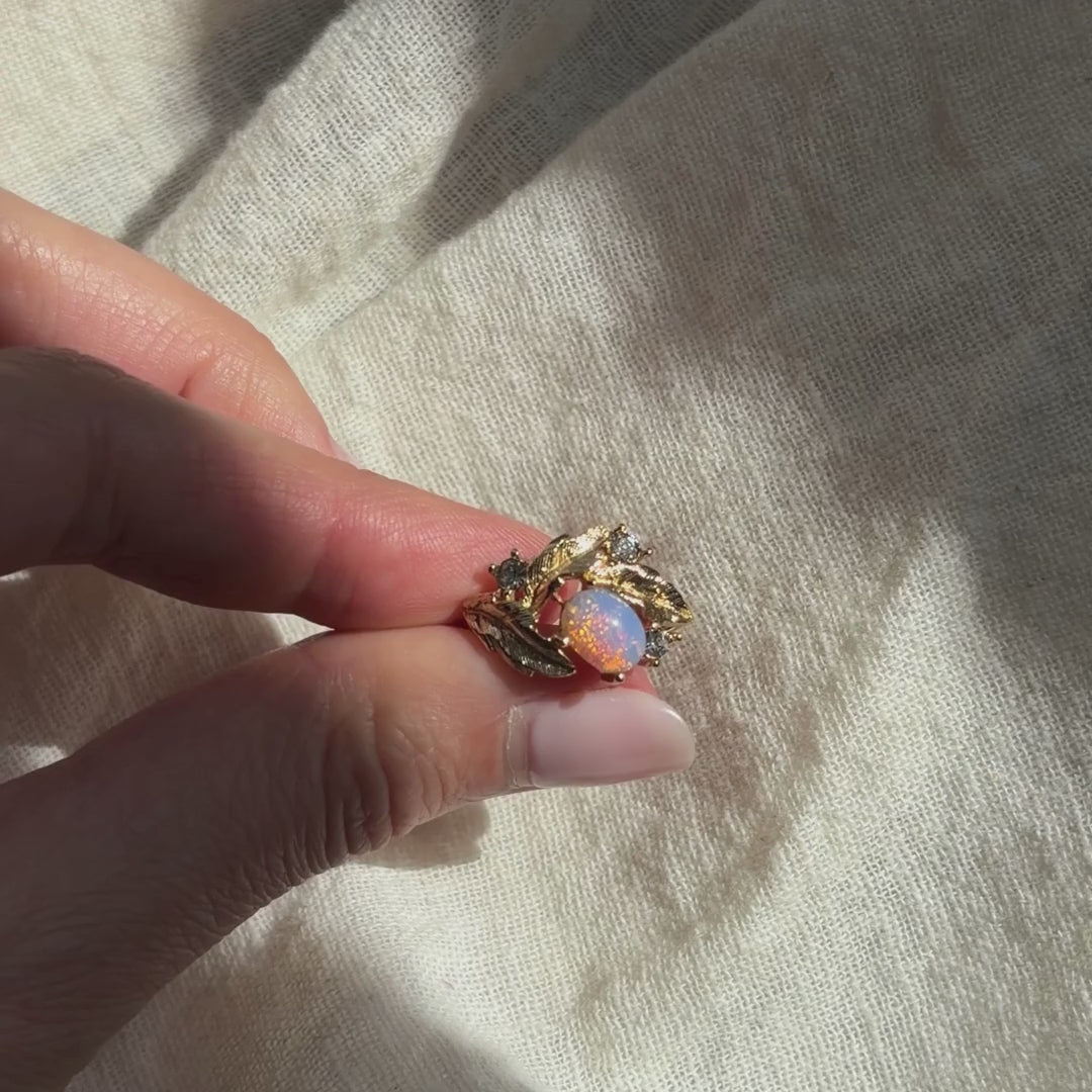 Vintage Avon Fireflower Faux Opal Rhinestone Ring