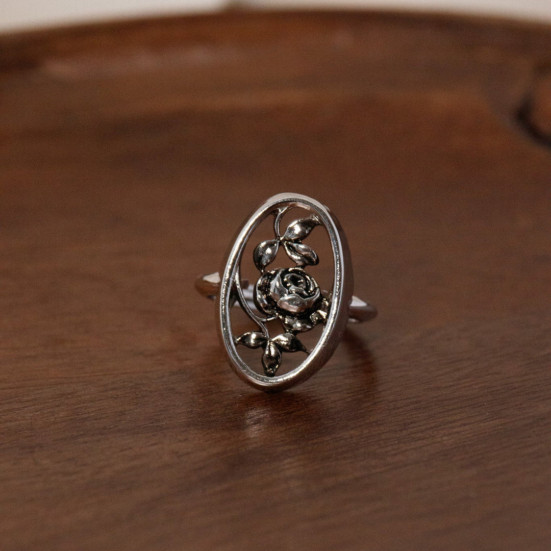 Bague vintage Rosamonde d'Avon