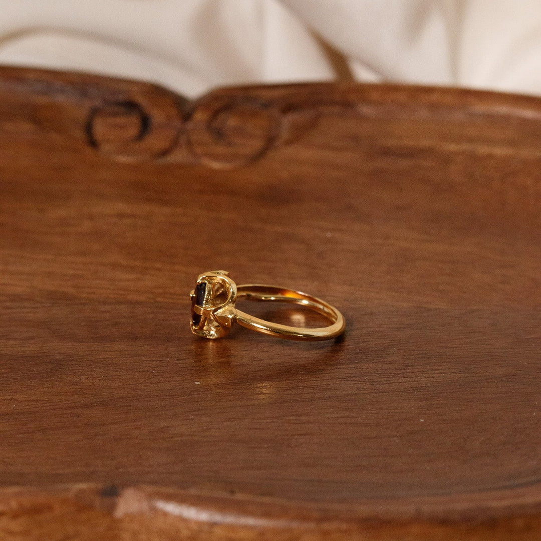 Vintage Garnet Glass Ring