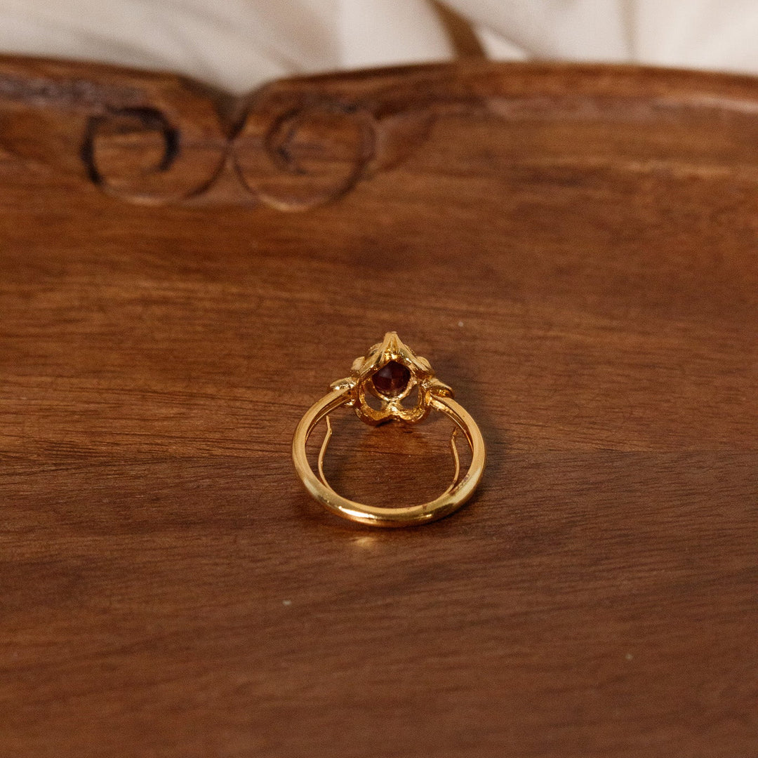 Vintage Garnet Glass Ring