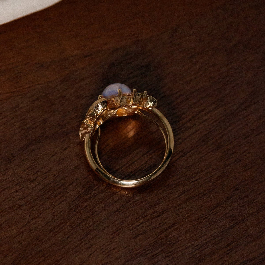 Vintage Avon Fireflower Faux Opal Rhinestone Ring