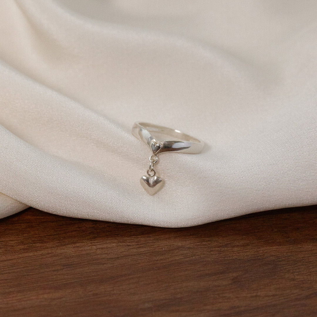 Vintage Avon Sterling Silver Heart Charm Dangle Ring