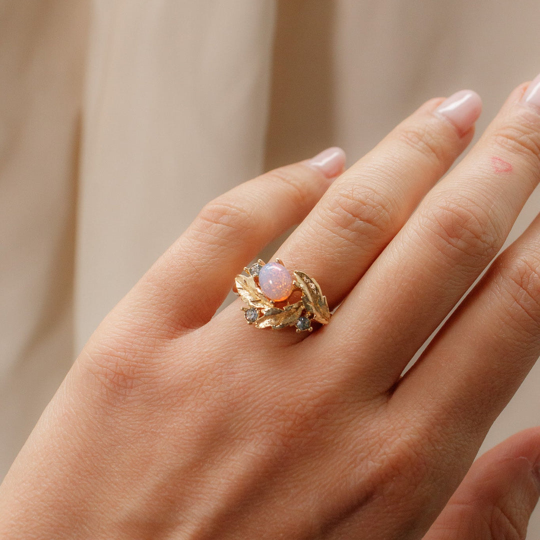 Vintage Avon Fireflower Faux Opal Rhinestone Ring