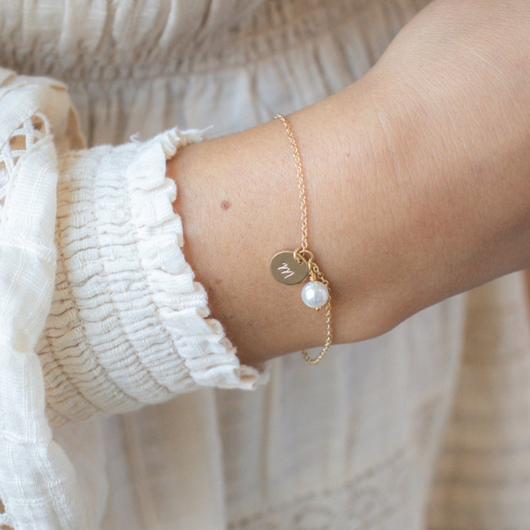 Bracelet Dainty Perle et Initiale